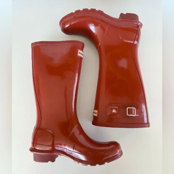 Hunter Kids’ Original Tall Rain Boots in Military Red, size B3/G4 UK2 - Picture 4 of 9